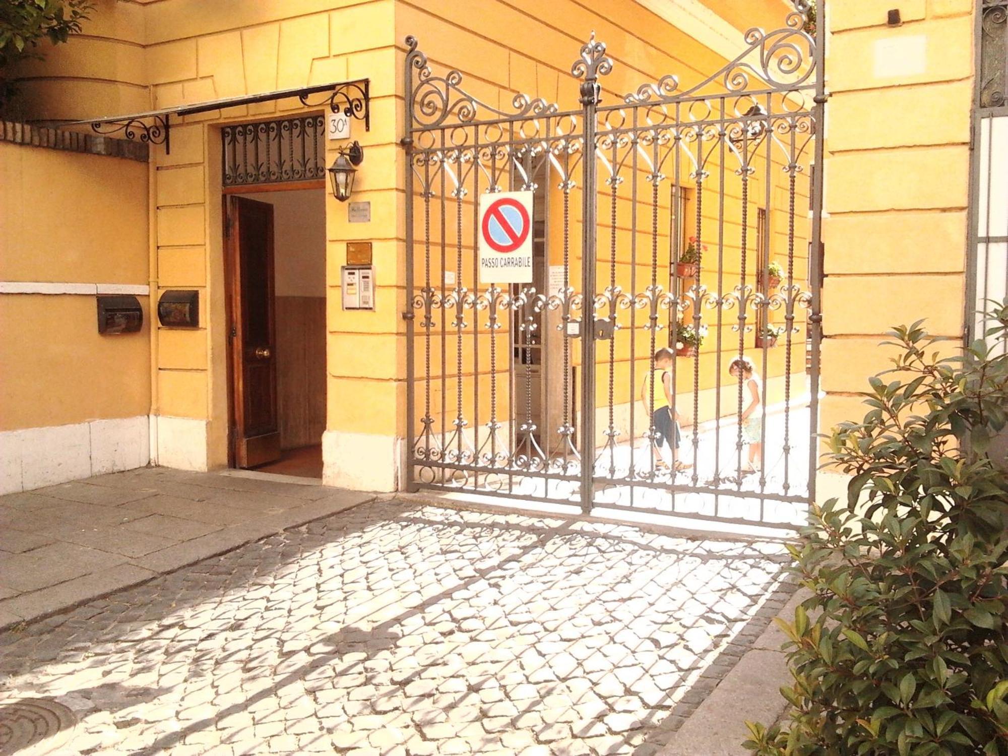 Guest House Trastevere Rome Bagian luar foto